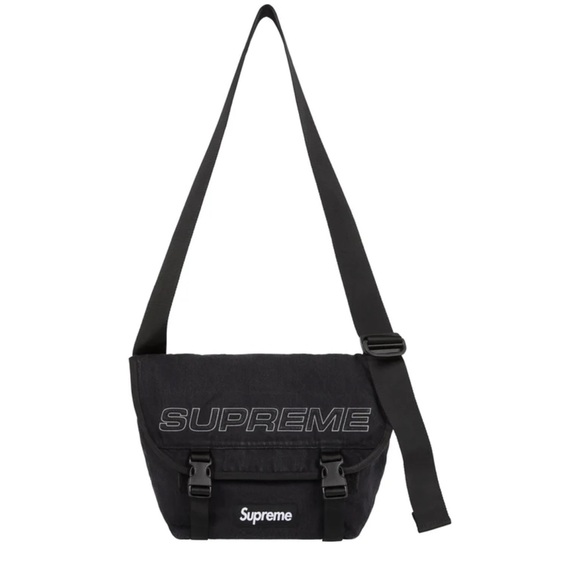Supreme Black Messenger Bag - Picture 1 of 1
